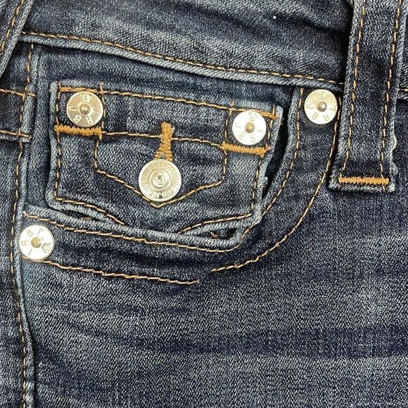 True Religion Y2K Bermuda knee length shorts in size 26 - Picture 5 of 8